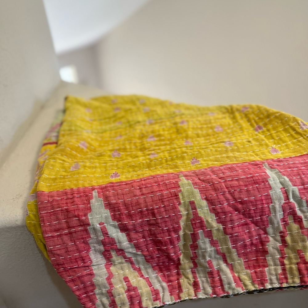 Vintage Kantha Quilt Throw Blanket  80x 47”‎ | Double Sided | Soft Cotton - Picture 6 of 12